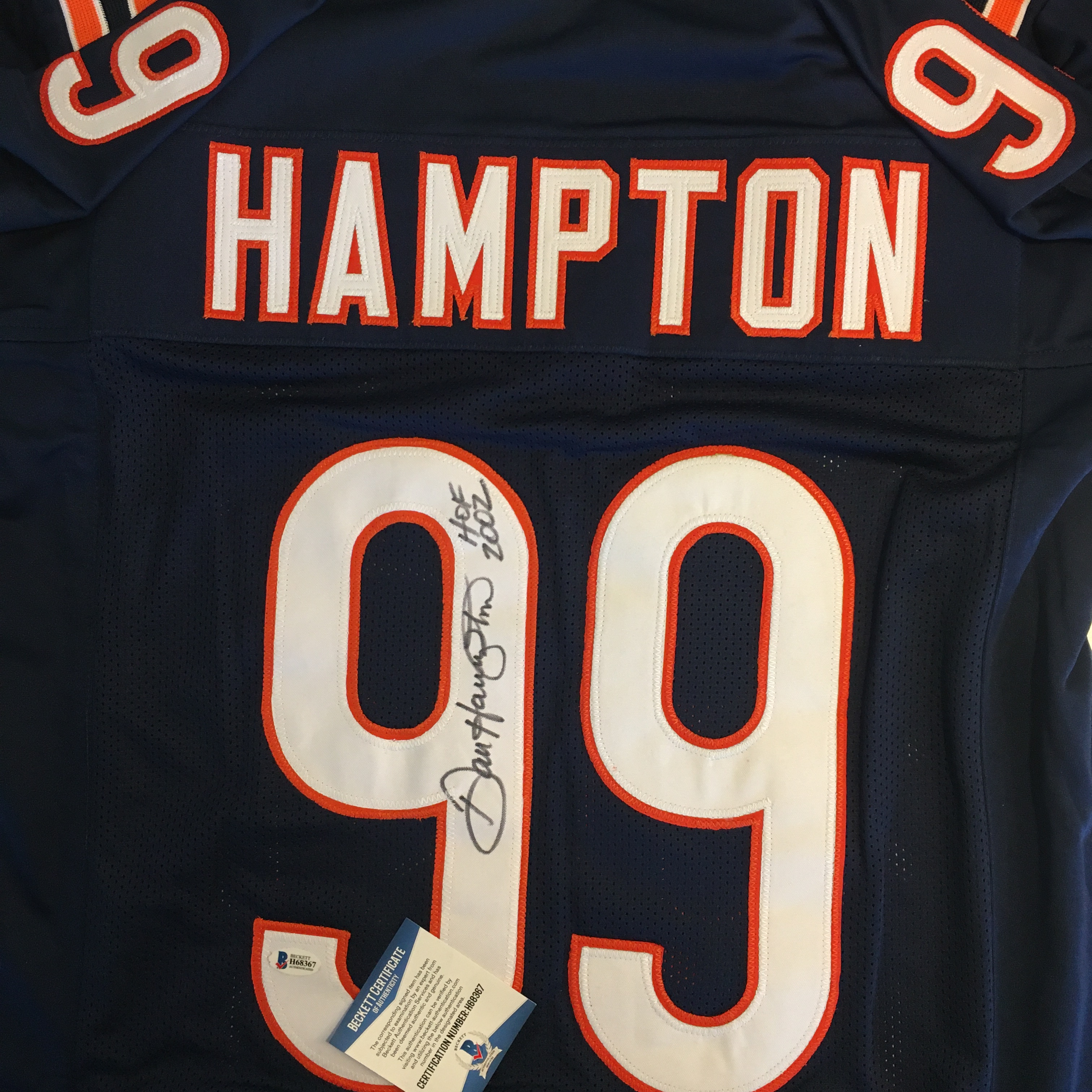 Dan Hampton Signed Jersey (Beckett)