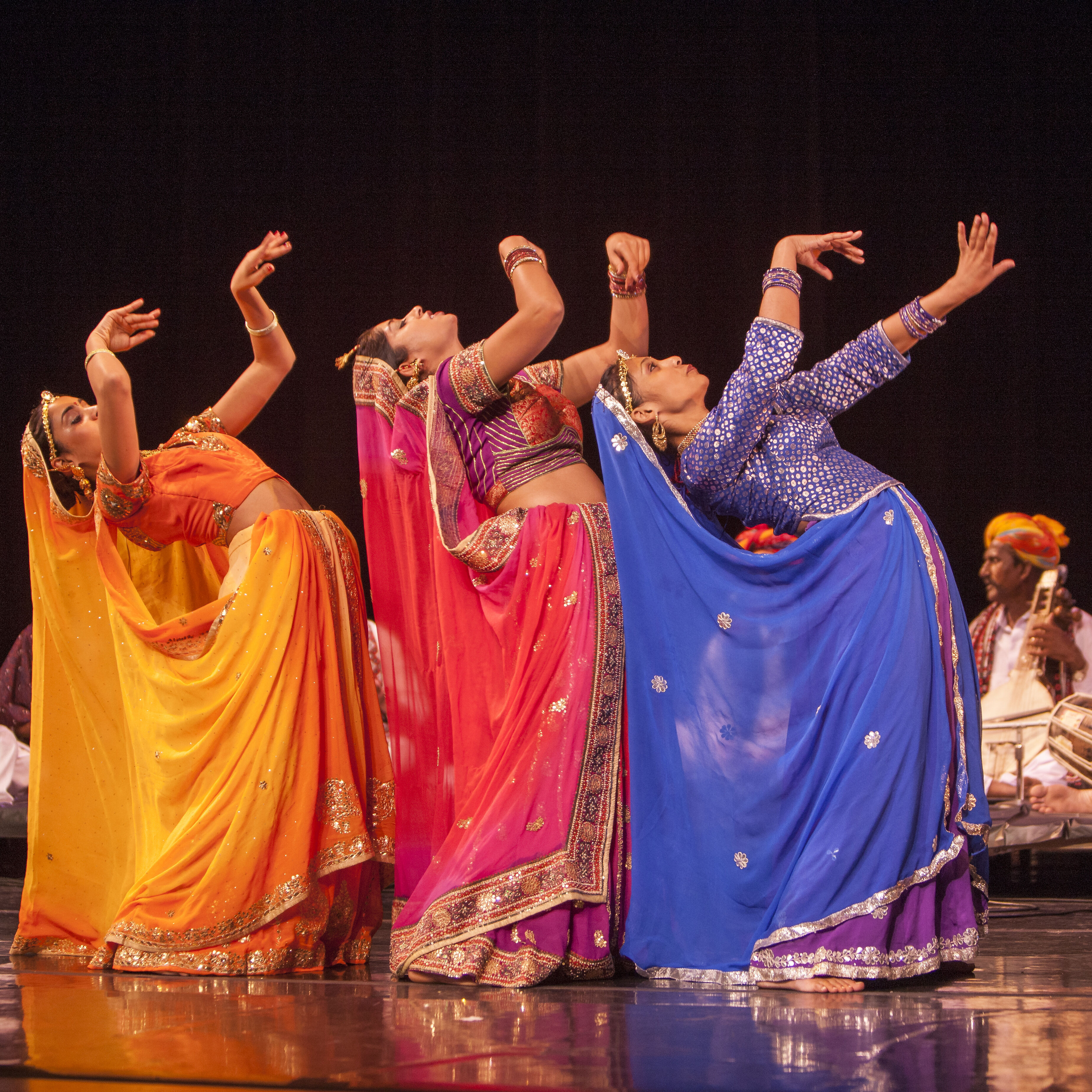 Garba/Dandiya